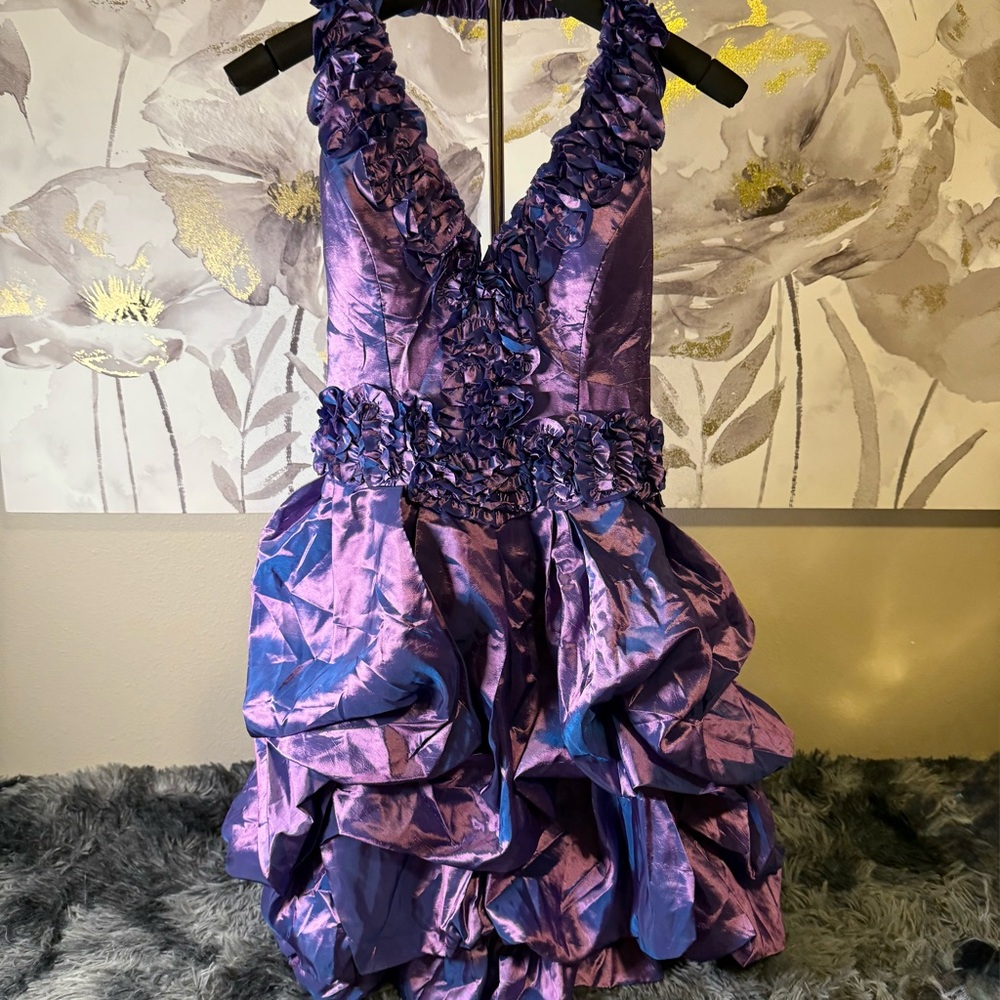 Elegant Purple Ruffled Prom Dress